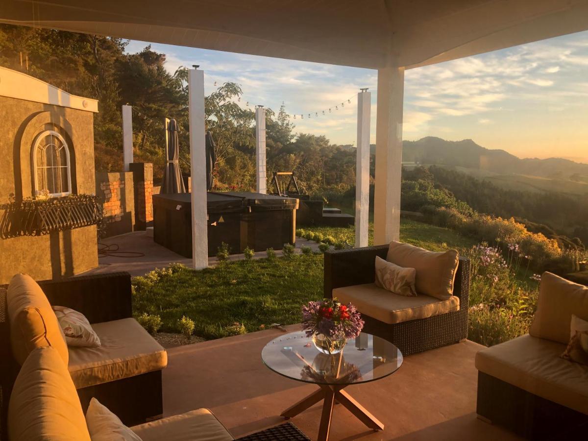 Bayview Valley Lodge Bed & Breakfast Whitianga Εξωτερικό φωτογραφία