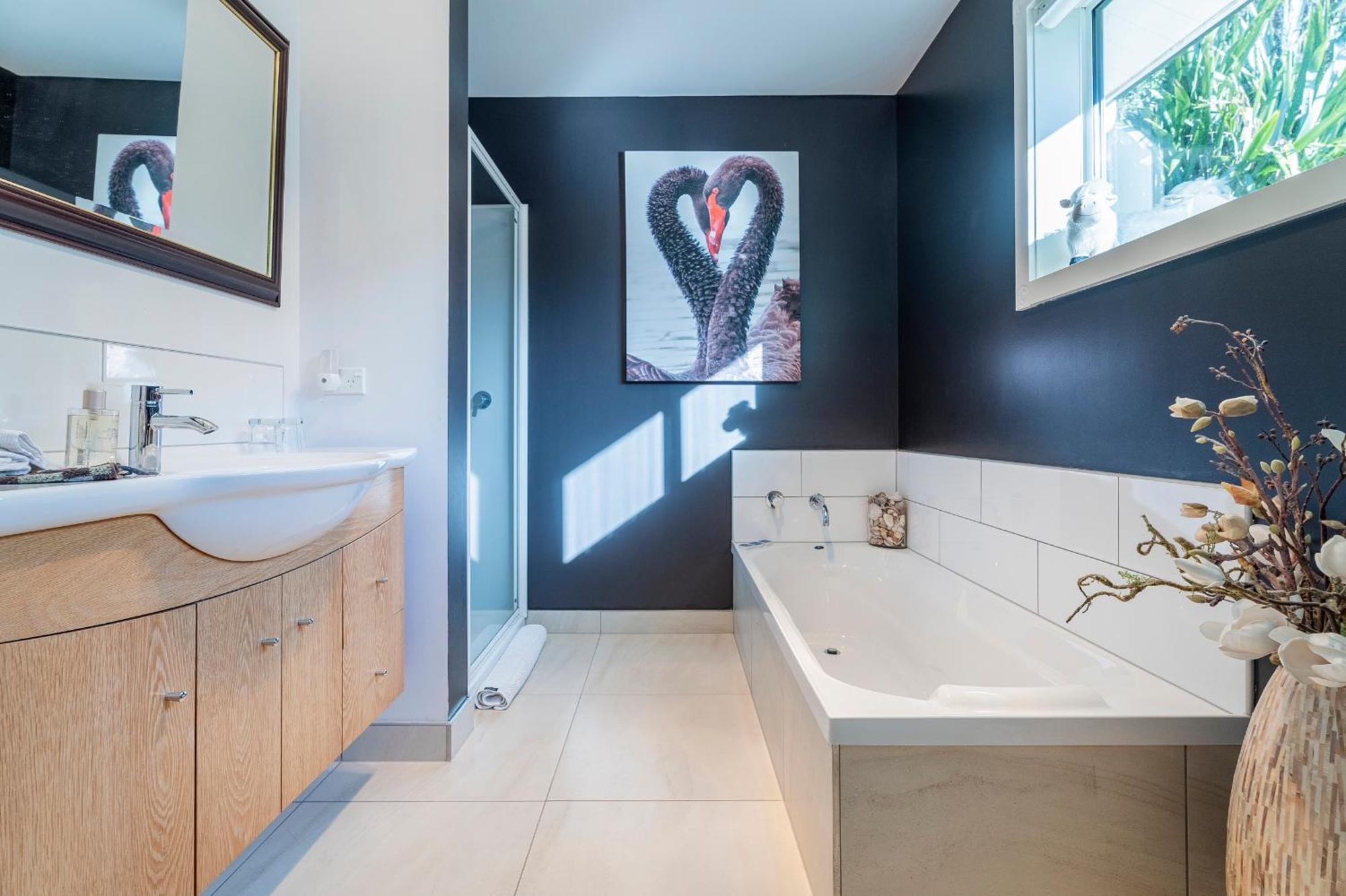 Bayview Valley Lodge Bed & Breakfast Whitianga Εξωτερικό φωτογραφία